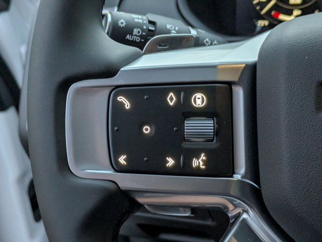 2026 Land Rover Discovery Gemini Edition - Photo 10