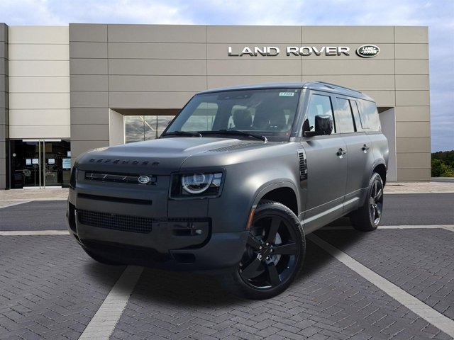  Land Rover Defender 130