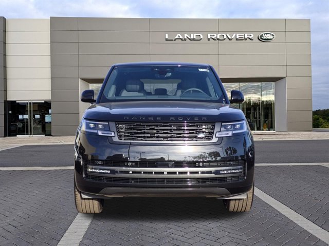 New 2026 Land Rover Range Rover SE LWB 7-Seats / V8 SUV
