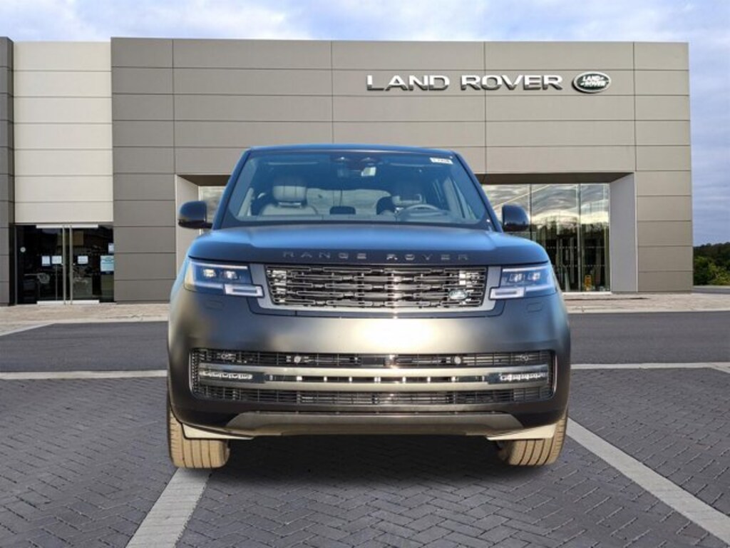 New 2026 Land Rover Range Rover SE LWB 7-Seats / V8 SUV