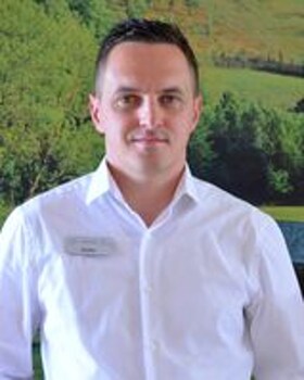 Staff member Andre Ishuninov from ID_bc96d6422602