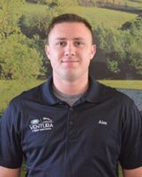 Staff member Alex Davis from ID_9e956d2acbdb