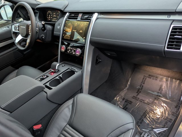 2026 Land Rover Discovery Gemini Edition - Photo 26