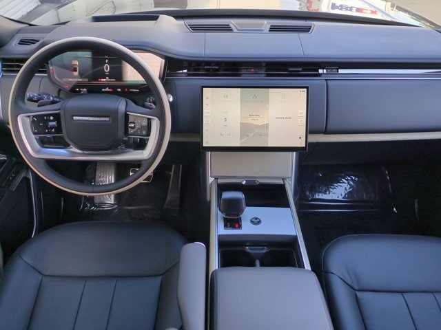 2025 Land Rover Range Rover SV - Photo 10