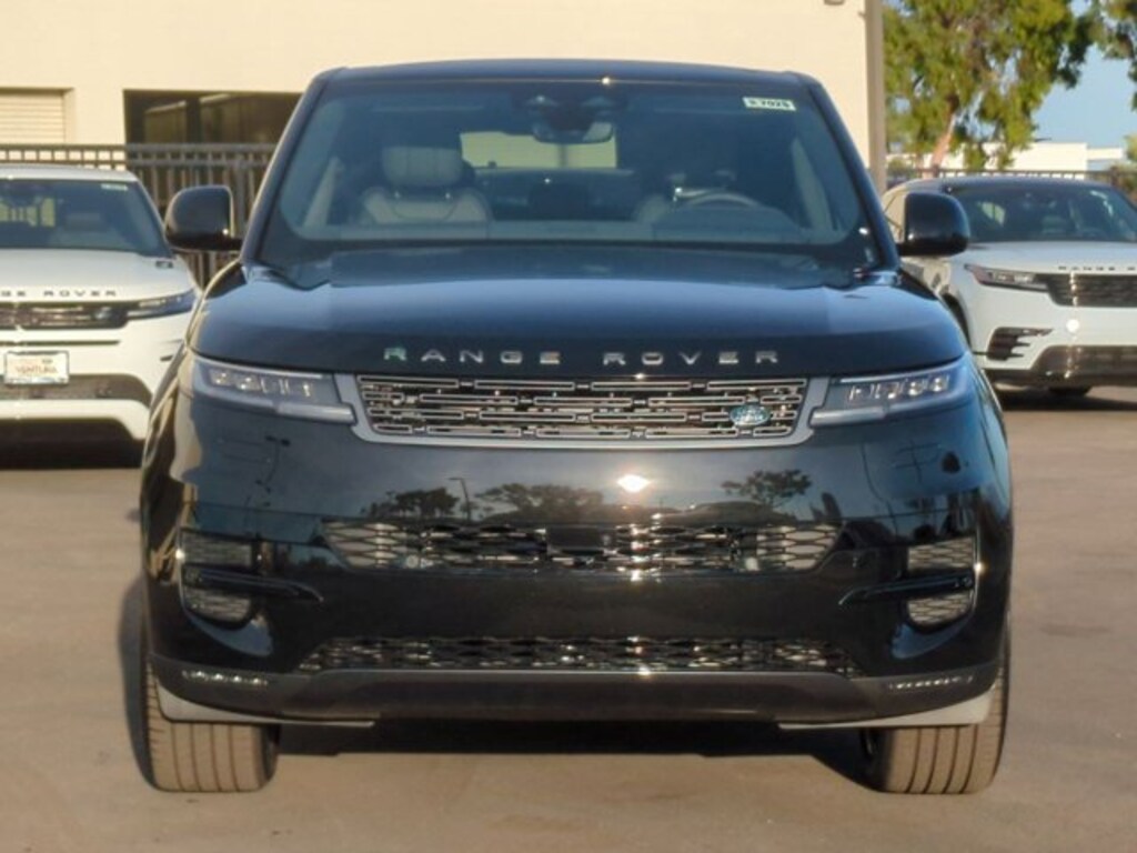 New 2025 Land Rover Range Rover Sport SE Sport Utility