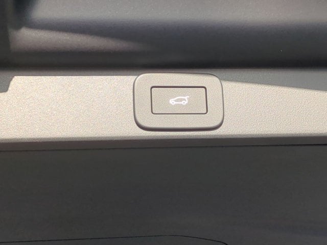 2026 Land Rover Range Rover SV - Photo 24
