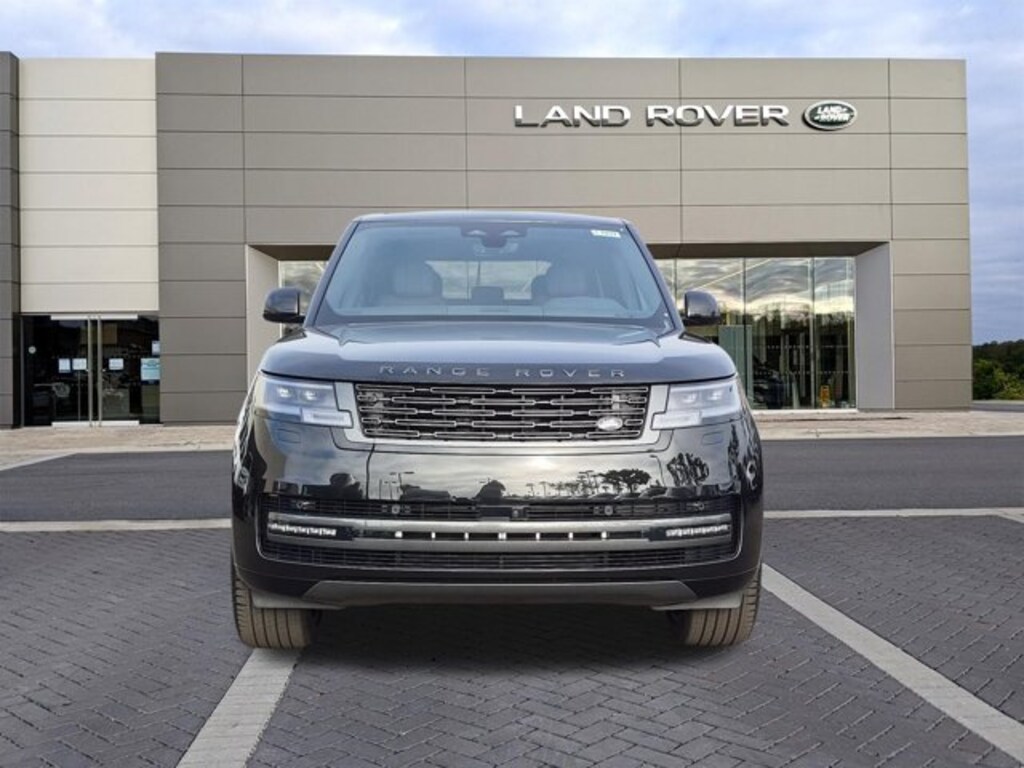 New 2026 Land Rover Range Rover SE SUV