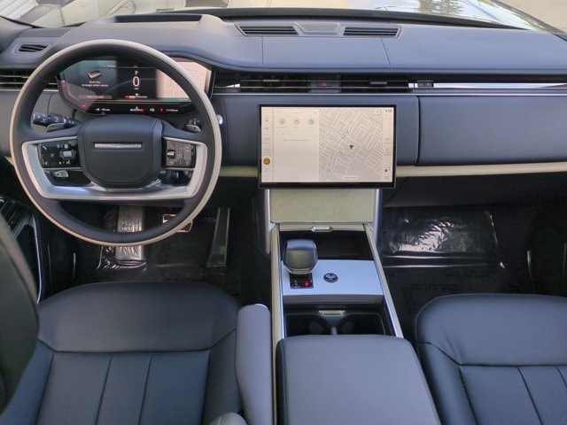 2025 Land Rover Range Rover SV - Photo 23