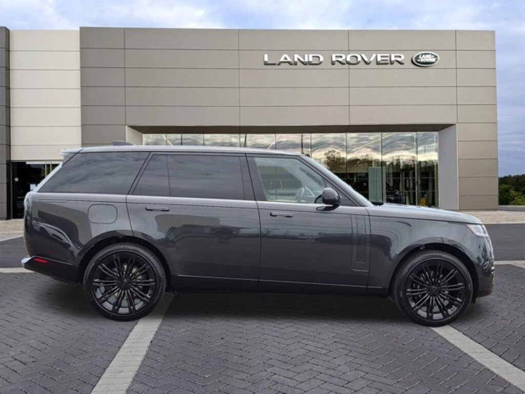 New 2026 Land Rover Range Rover SE 7 Seats SUV