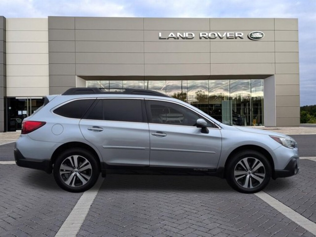Used 2018 Subaru Outback Limited Sport Utility