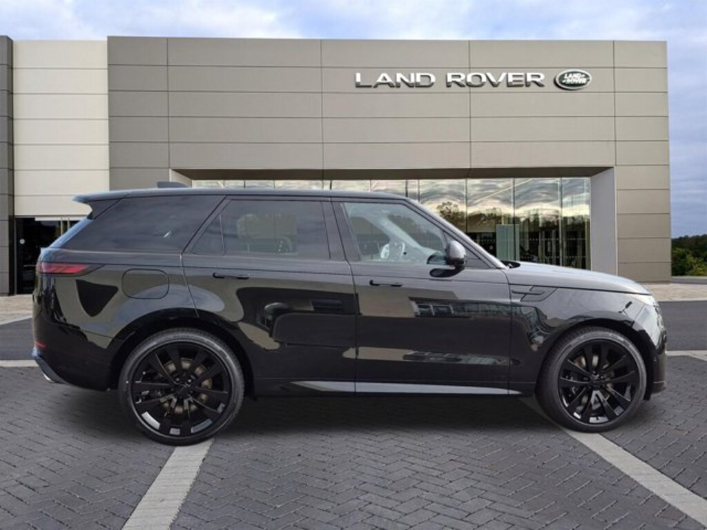 New 2026 Land Rover Range Rover Sport Dynamic SE SUV