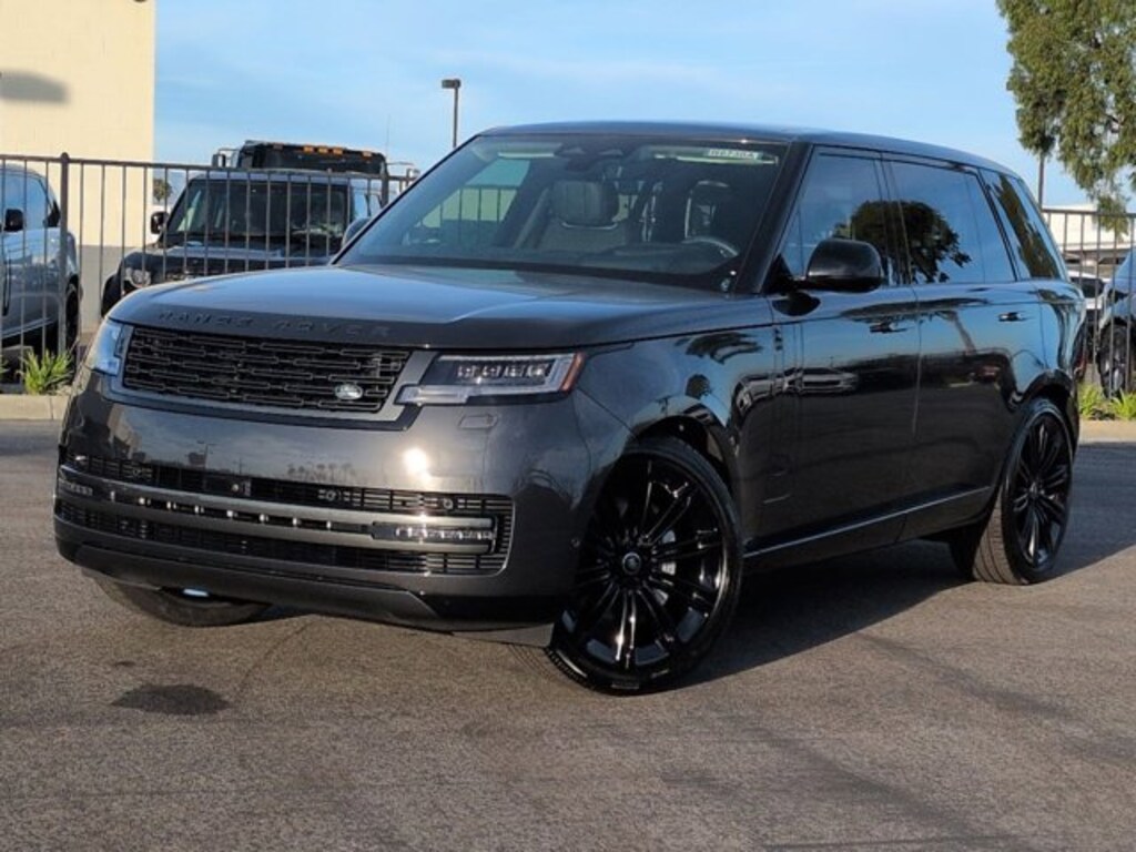 Certified 2025 Land Rover Range Rover SE Sport Utility