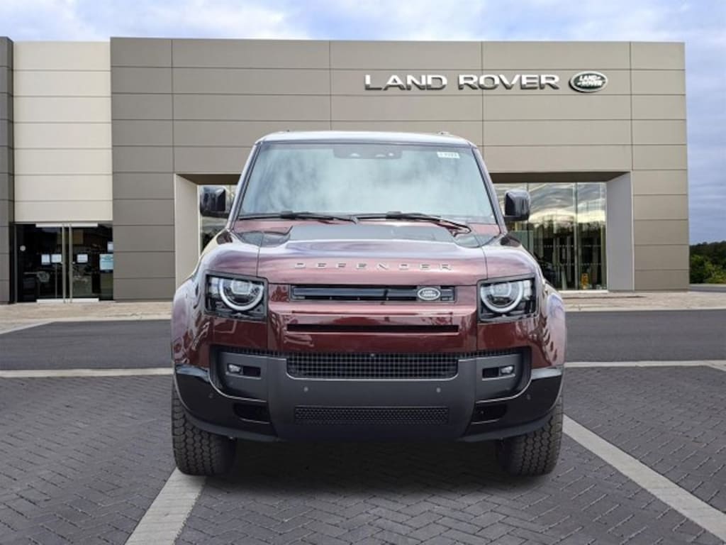 New 2026 Land Rover Defender 90 X-Dynamic SE SUV