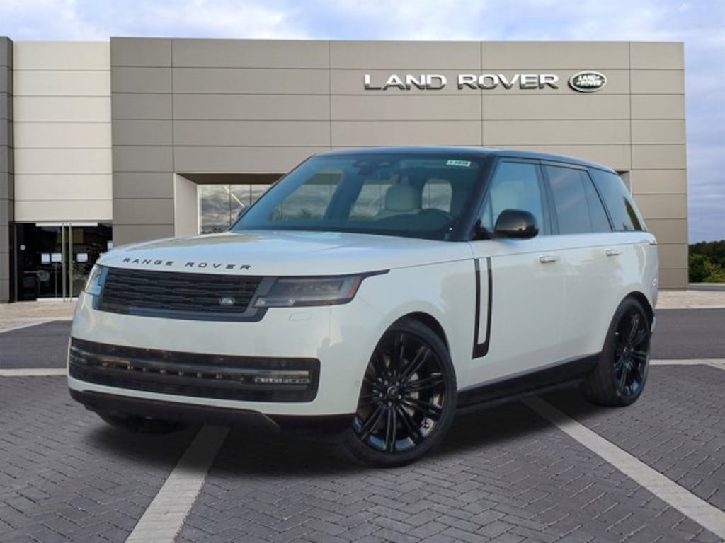 New 2025 Land Rover Range Rover SE SUV