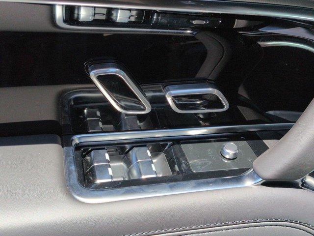 2026 Land Rover Range Rover SE - Photo 21