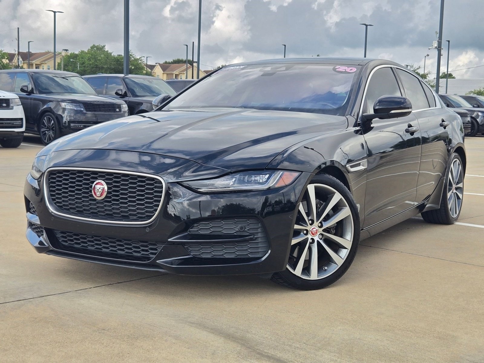 2020 Jaguar XE P250 S's photo