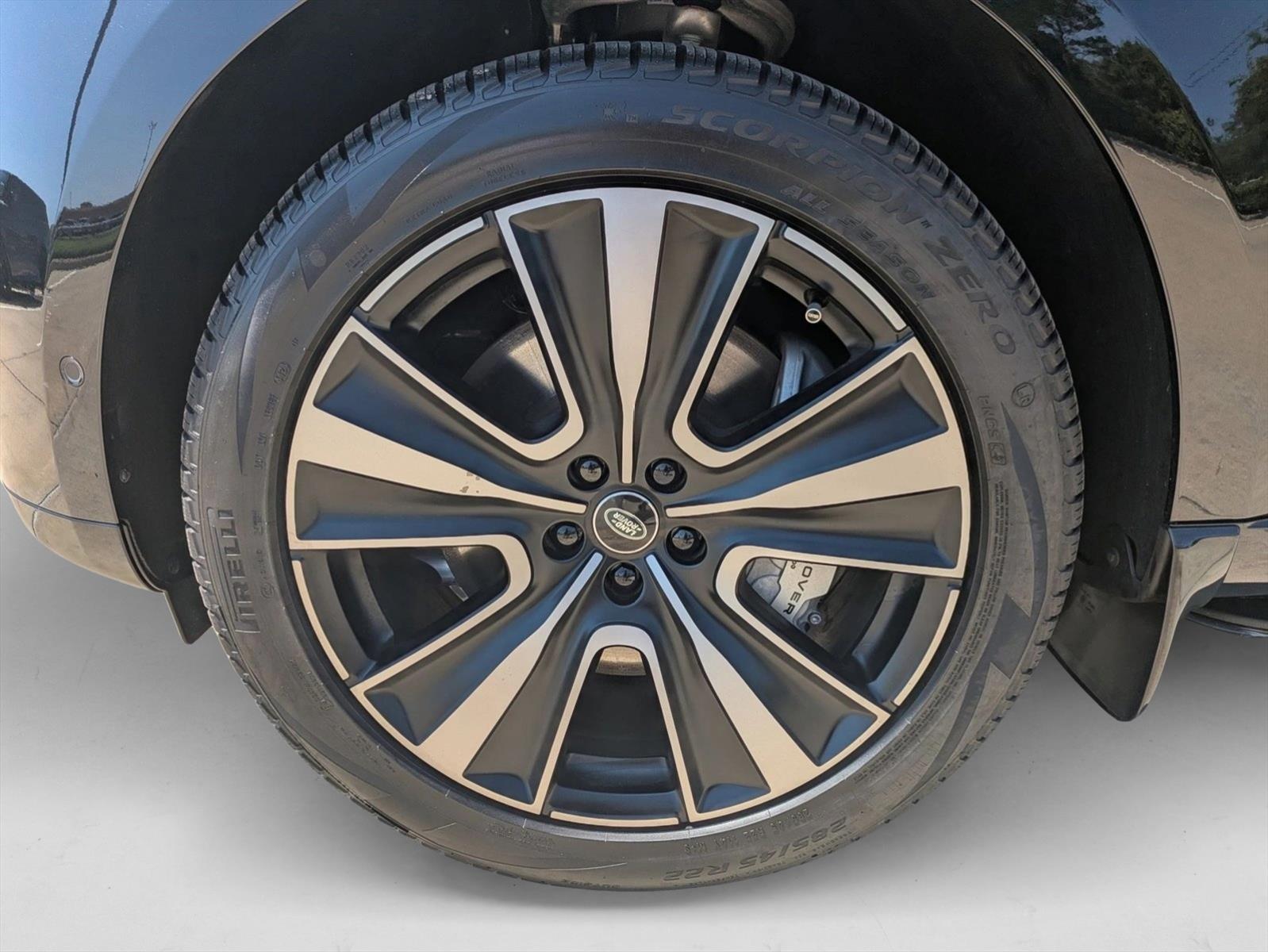 2025 Land Rover Range Rover SE - Photo 10