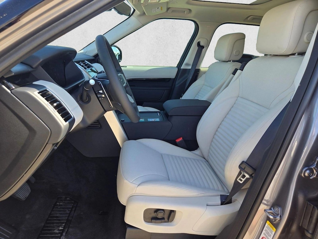 New 2026 Land Rover Discovery S SUV