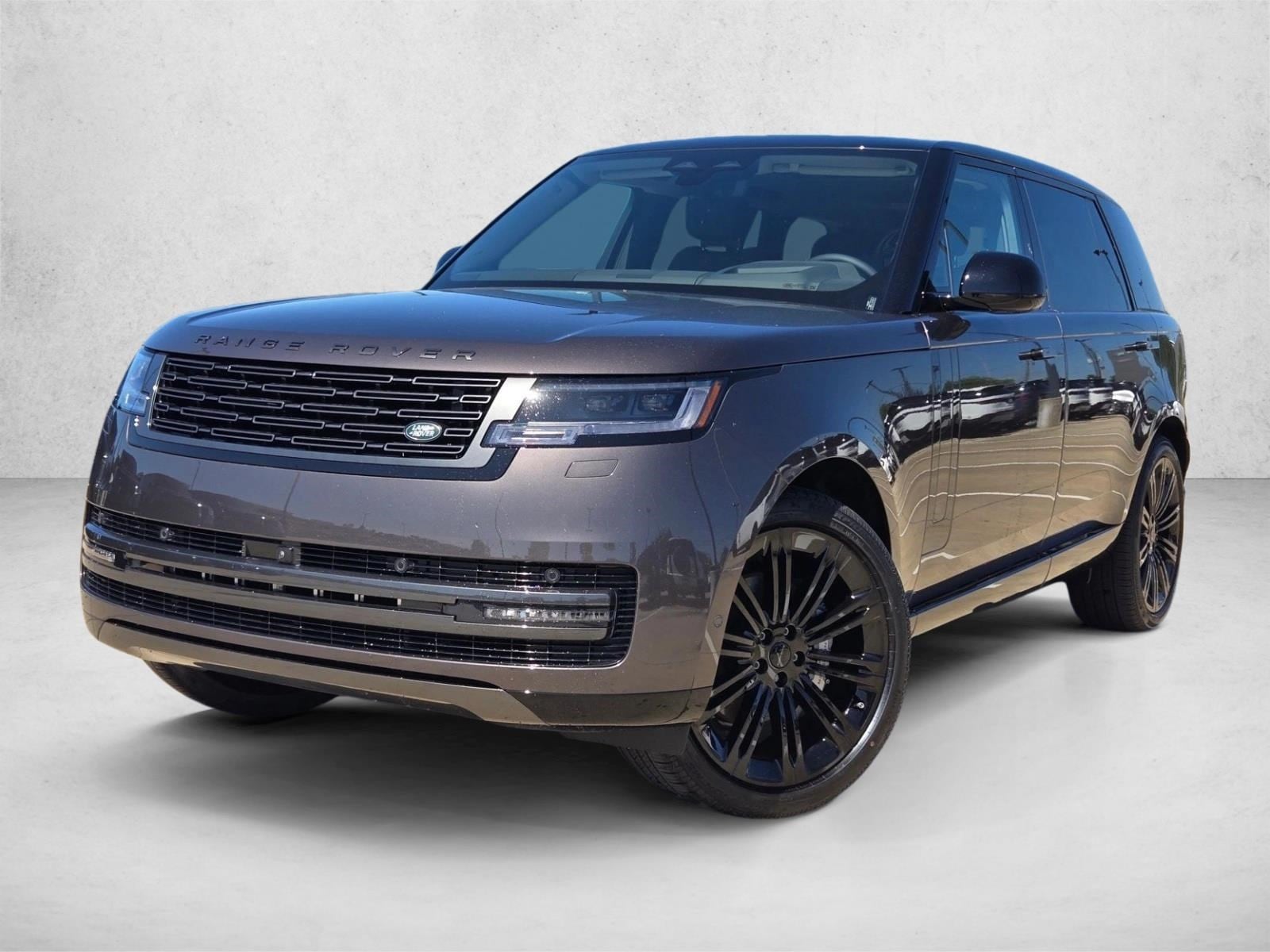 New 2026 Land Rover Range Rover P400 SE 7 Seat