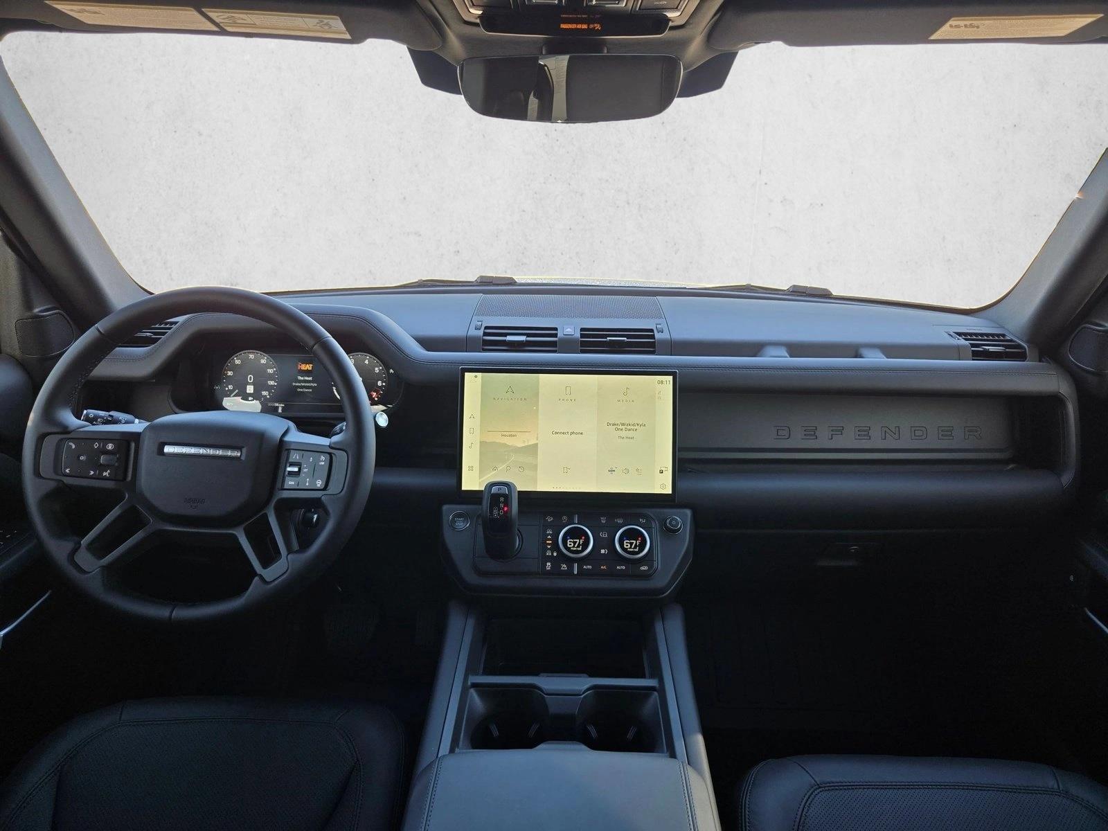 2026 Land Rover Defender S - Photo 15
