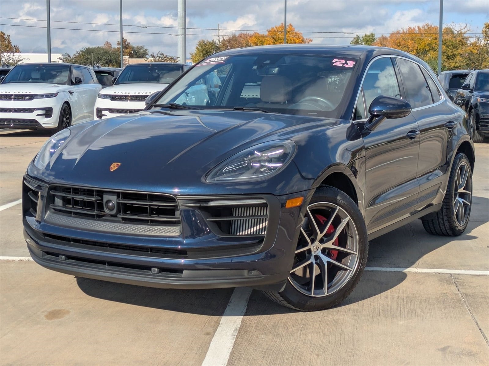 2023 Porsche Macan S's photo