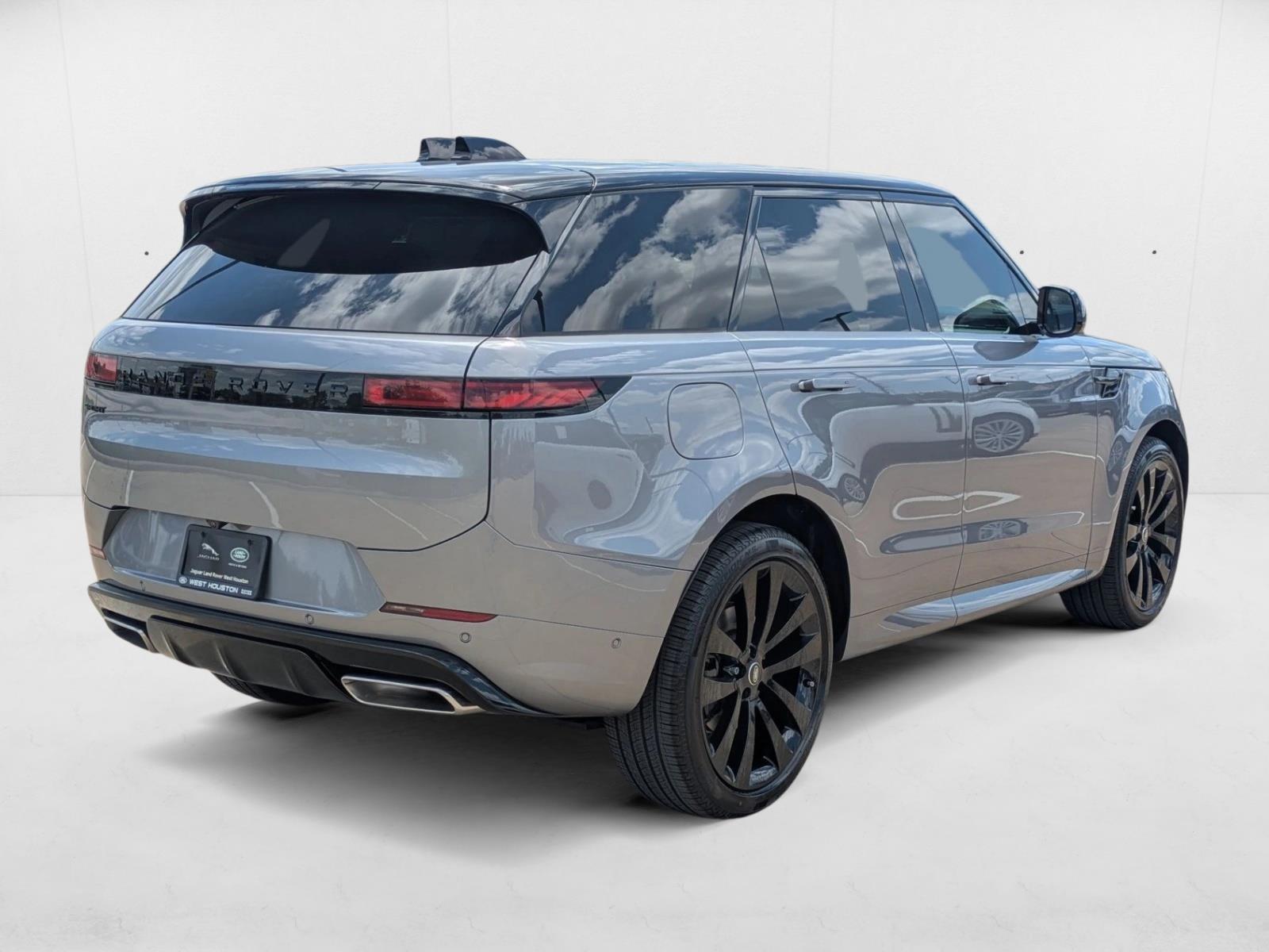2025 Land Rover Range Rover Sport P400 Dynamic SE photo 2