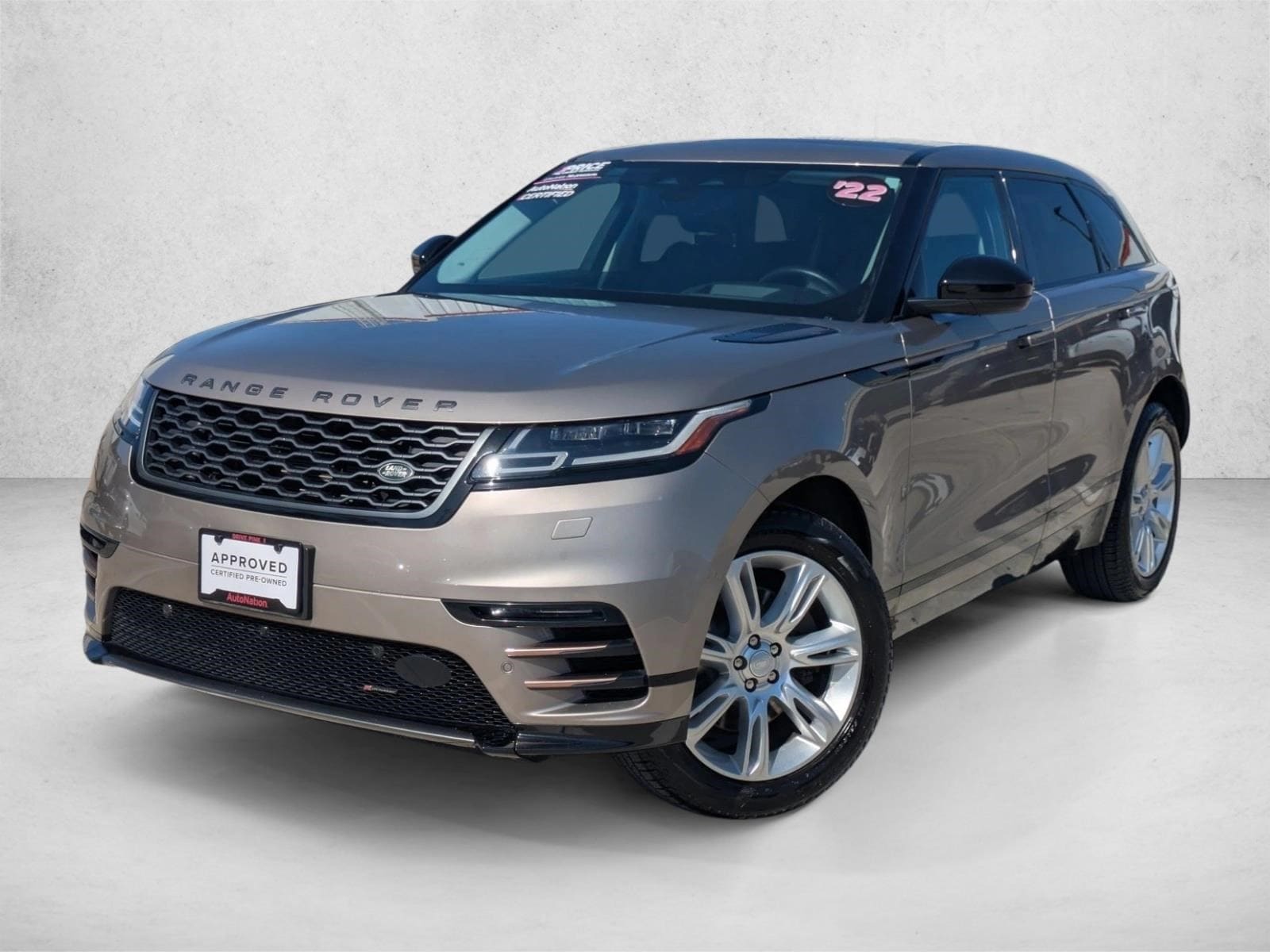 2022 Land Rover Range Rover Velar S's photo