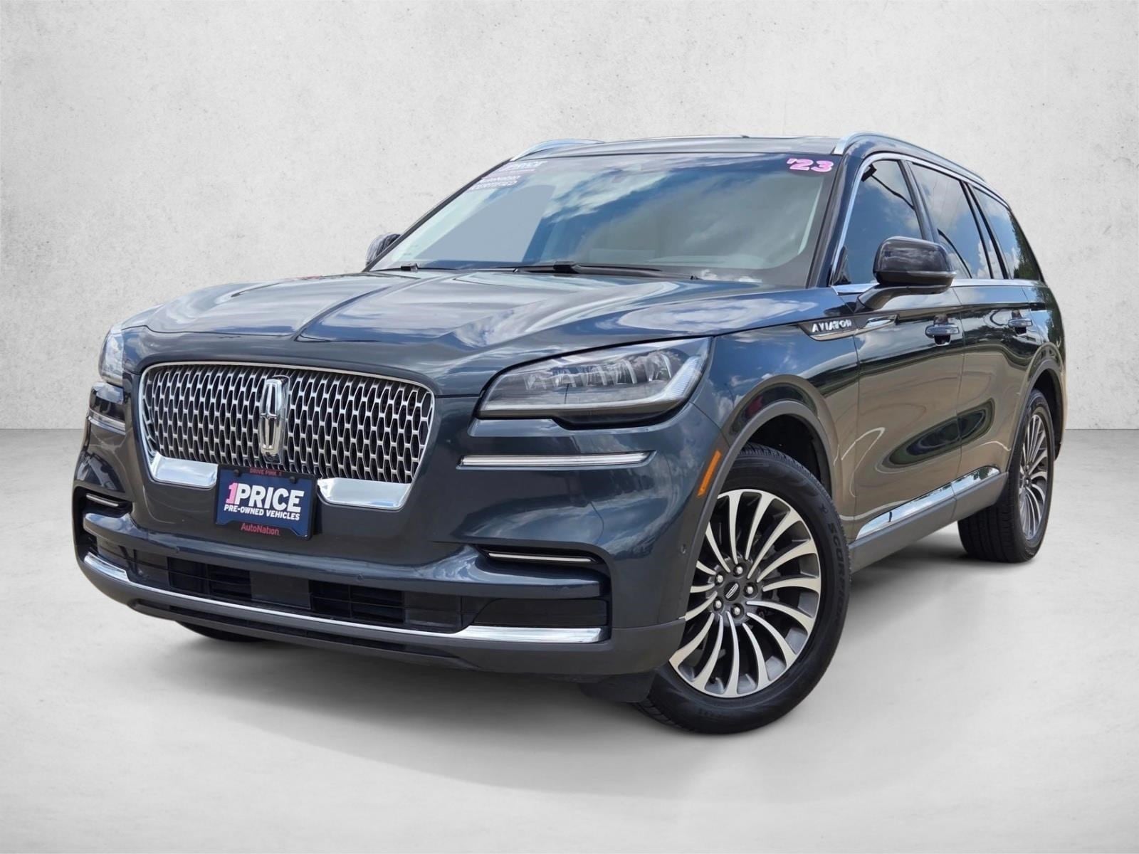 2023 Lincoln Aviator Reserve AWD's photo