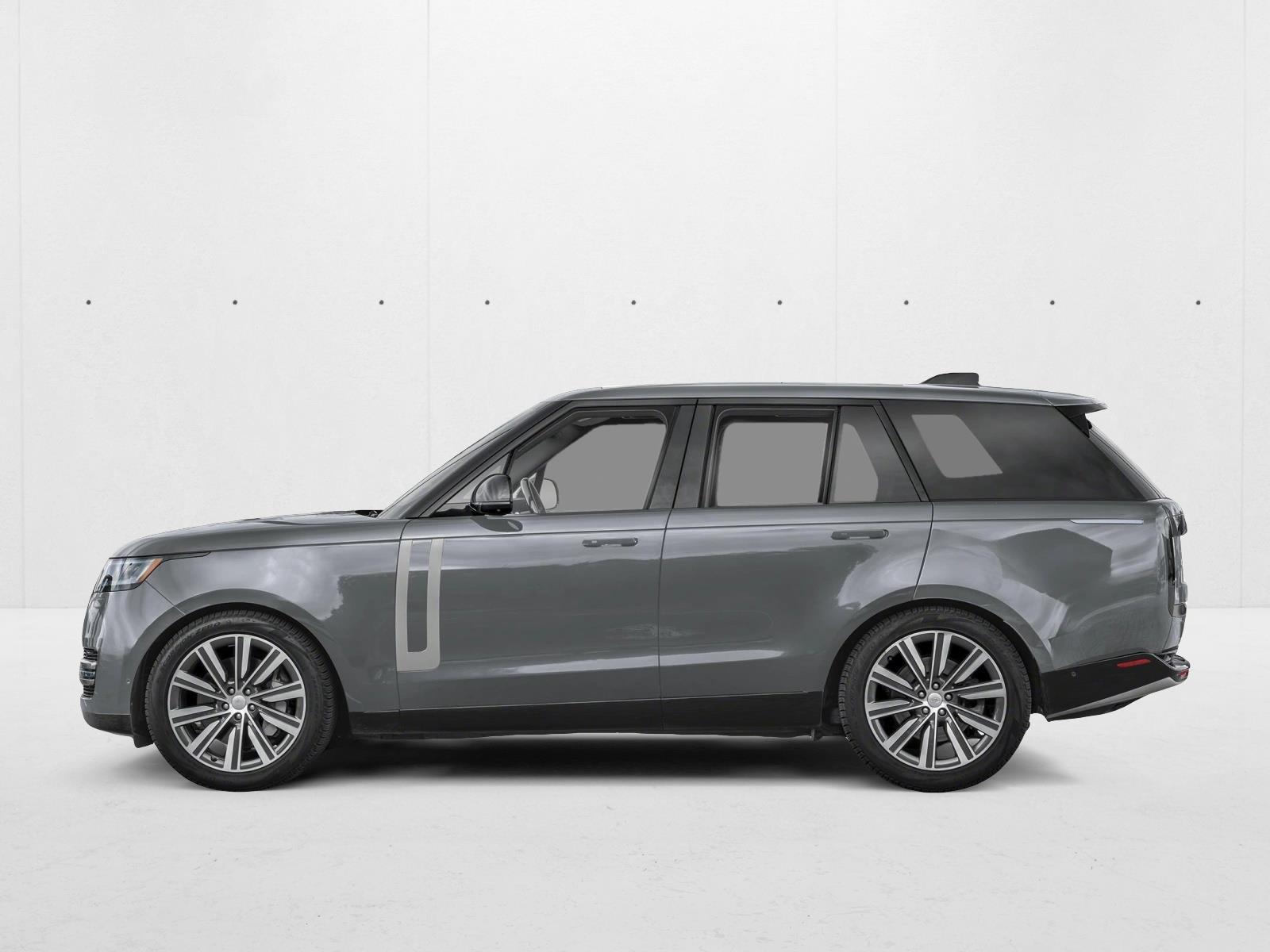 2025 Land Rover Range Rover SE photo 3