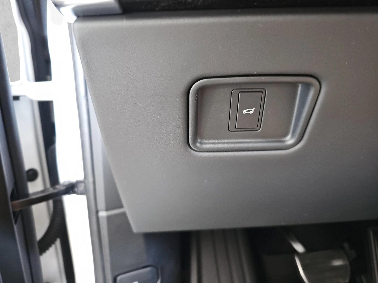 2025 Land Rover Range Rover SE - Photo 20