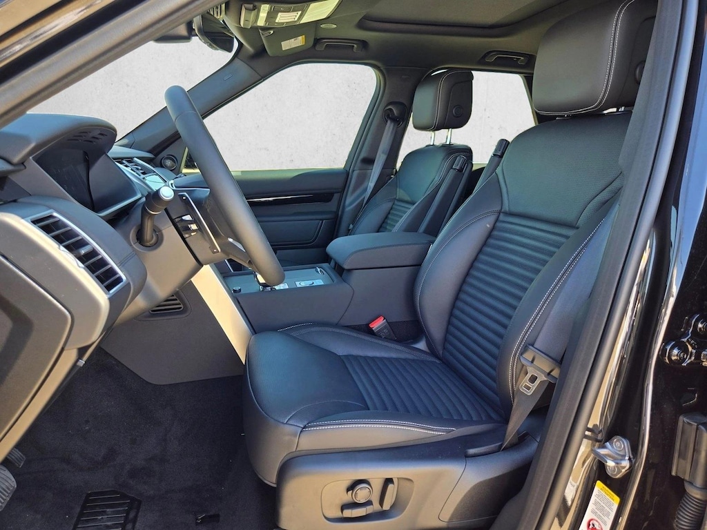 New 2026 Land Rover Discovery S SUV