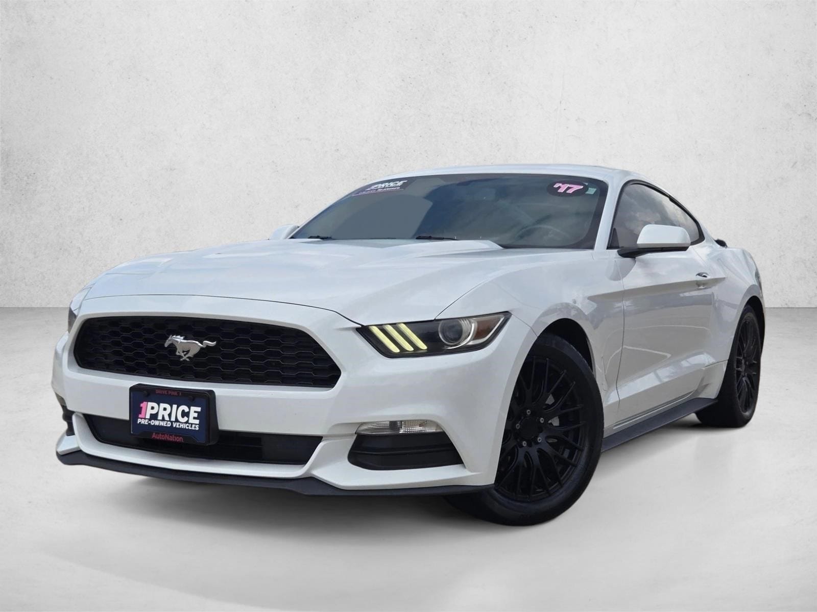 2017 Ford Mustang V6 Coupe's photo