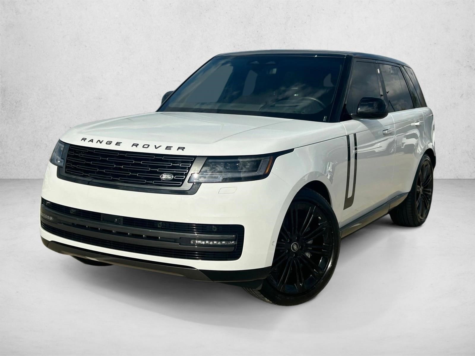 2025 Land Rover Range Rover SE's photo
