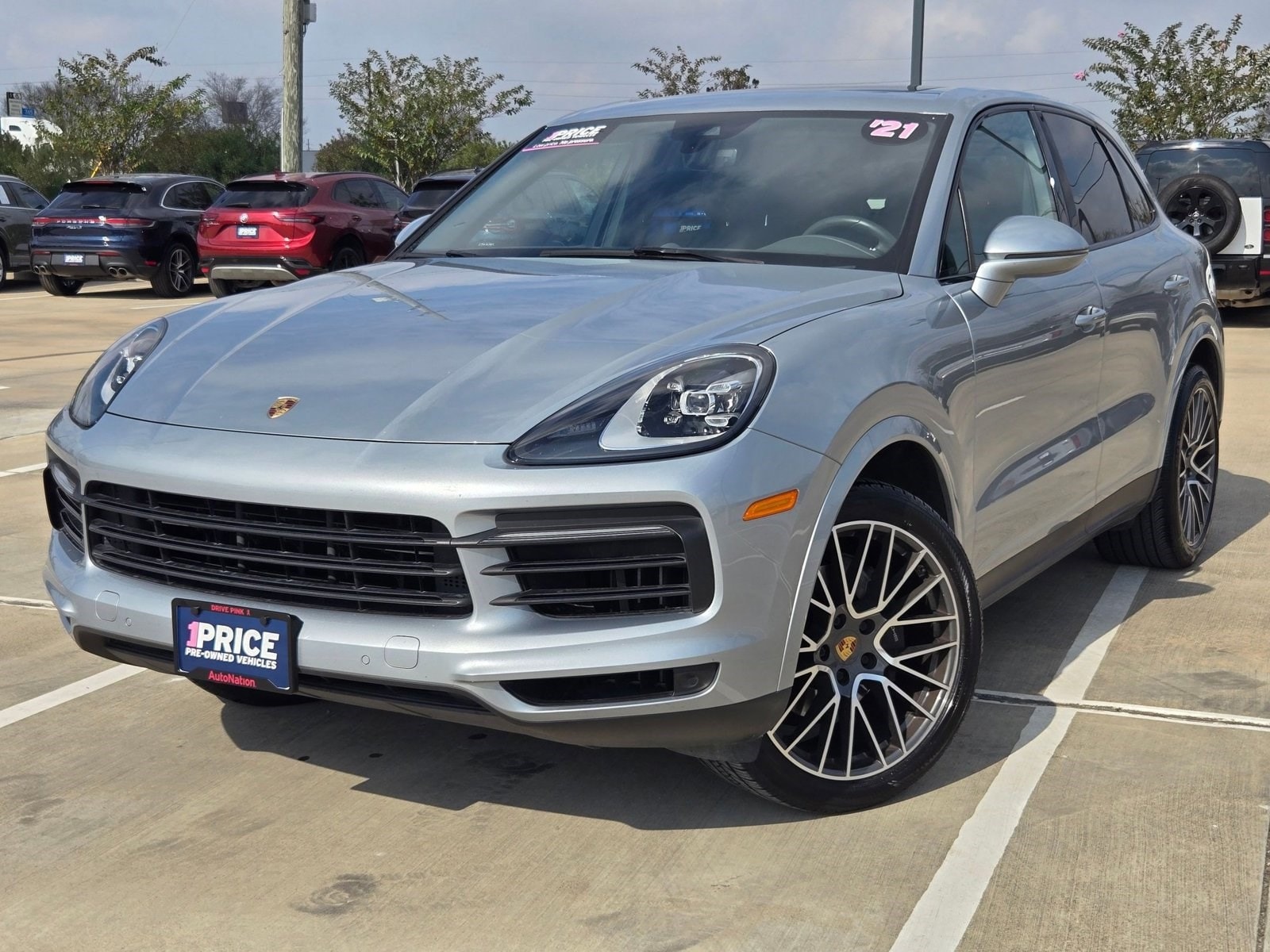 2020 Porsche Cayenne Base's photo