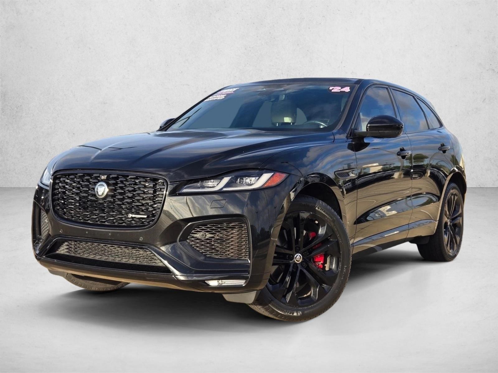 Pre-Owned 2024 Jaguar F-PACE P400 R-Dynamic S