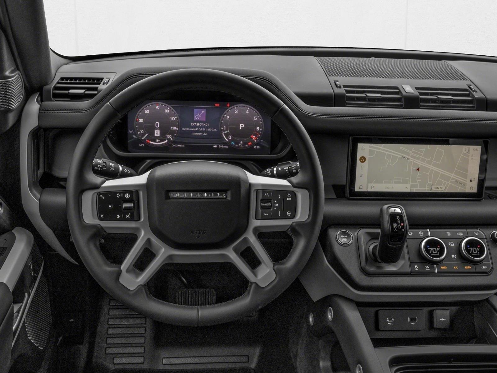 2025 Land Rover Defender 110 S photo 3