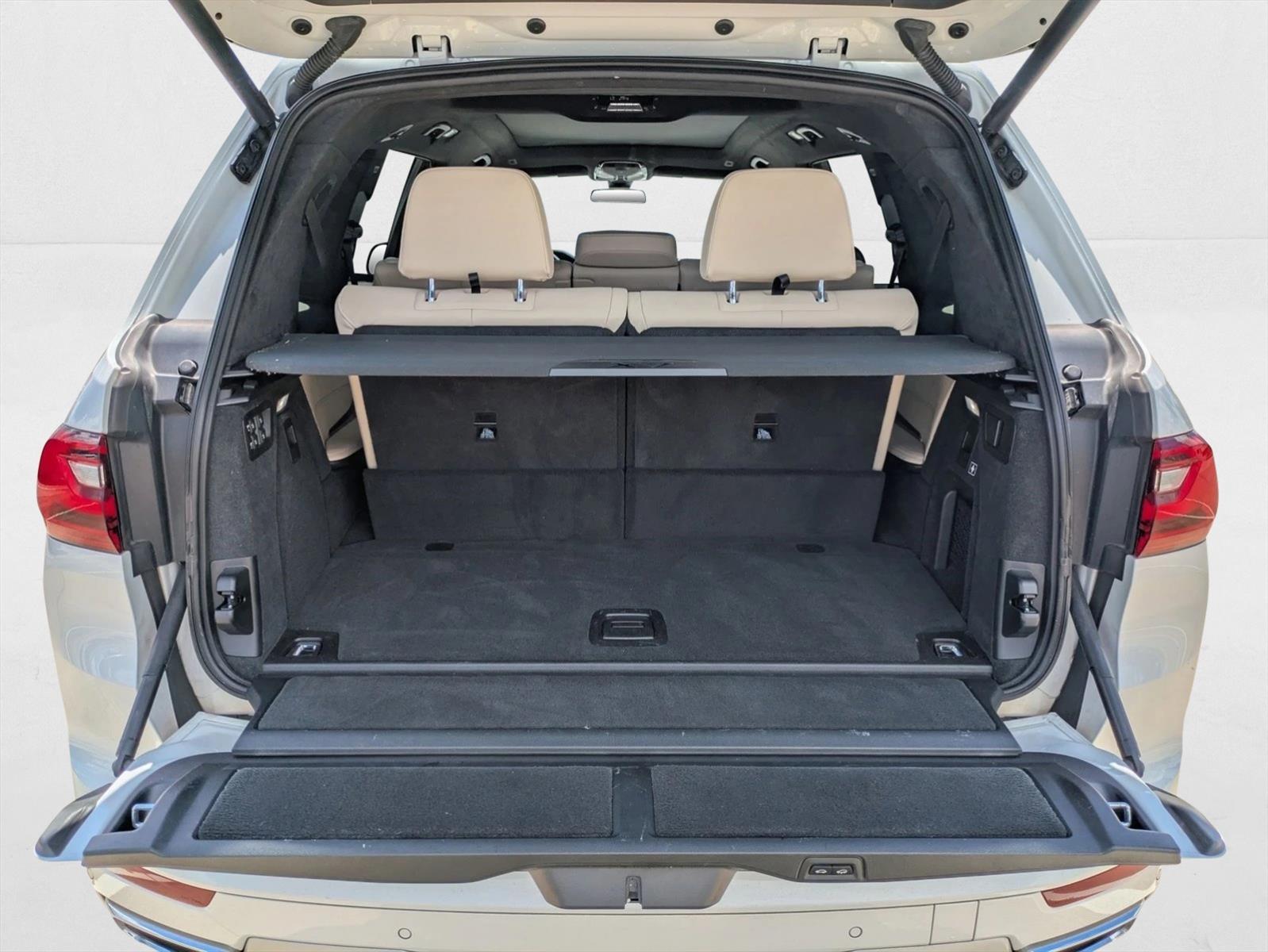 2022 Bmw X7 xDrive40i photo 4