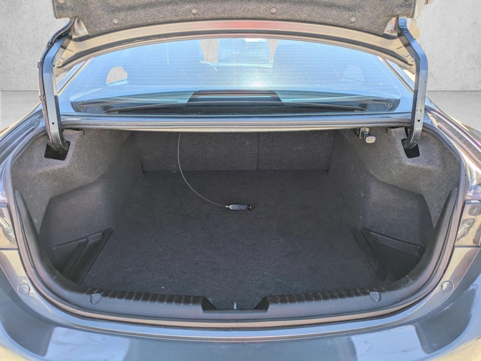 2014 Mazda Mazda6 Touring photo 4