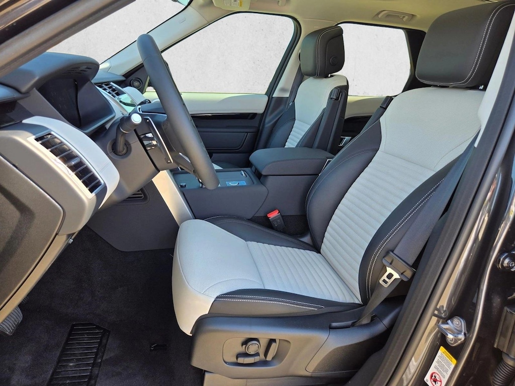 New 2026 Land Rover Discovery S SUV