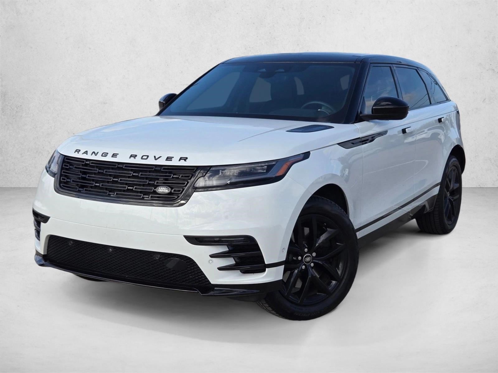 2026 Land Rover Range Rover Velar Dynamic SE's photo