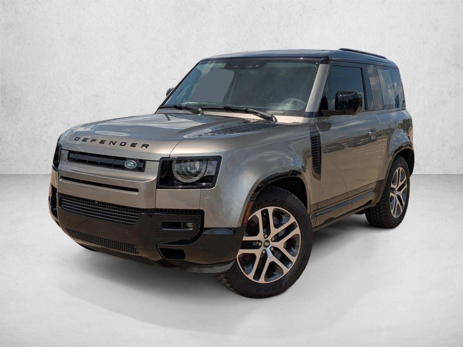 2025 Land Rover Defender X-Dynamic SE's photo