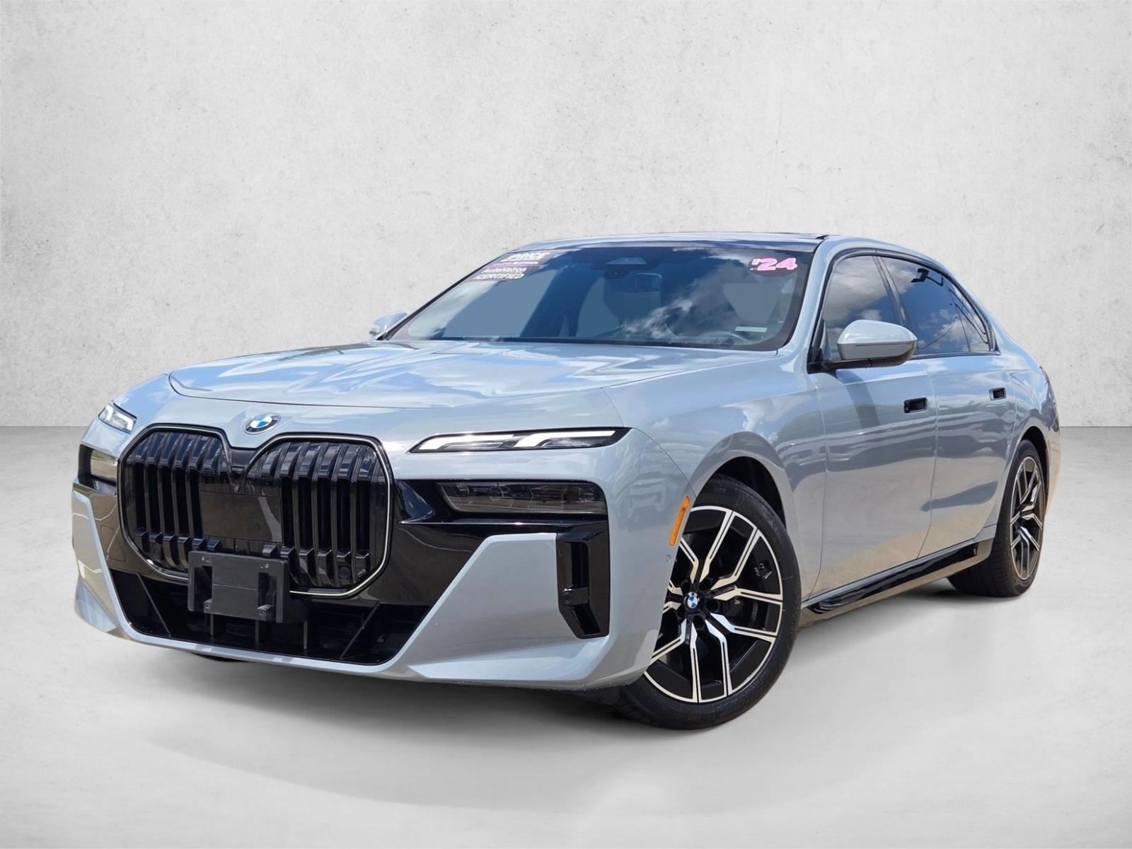 2024 BMW 7 Series 740i's photo