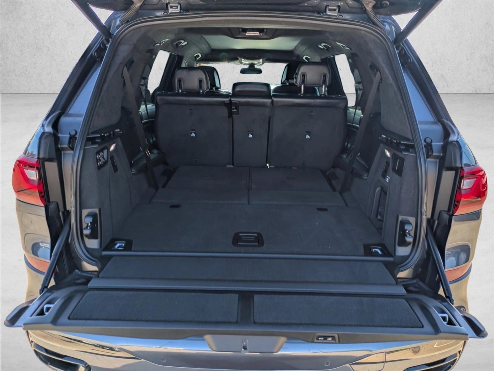 2021 Bmw X7 xDrive40i photo 4