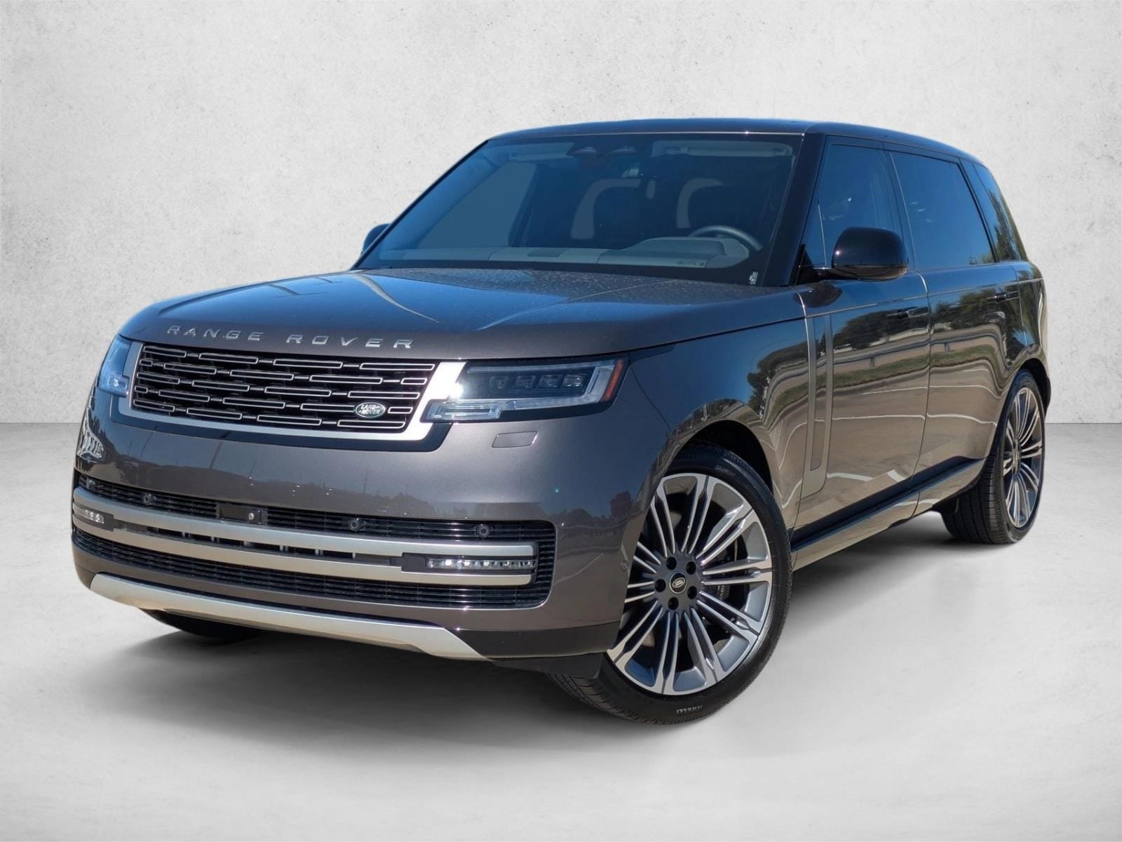 2025 Land Rover Range Rover SE's photo