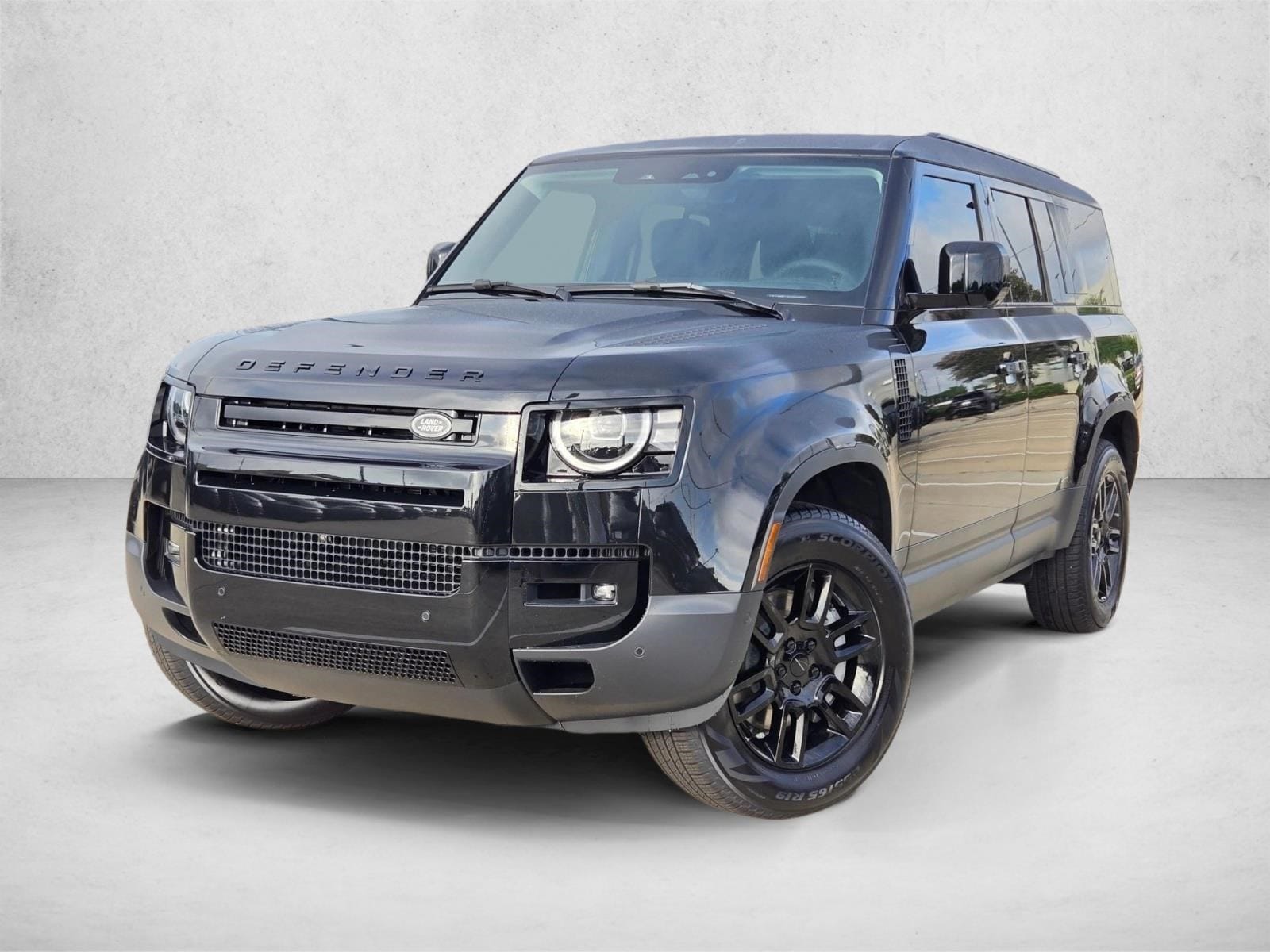 2026 Land Rover Defender 130 S P300's photo