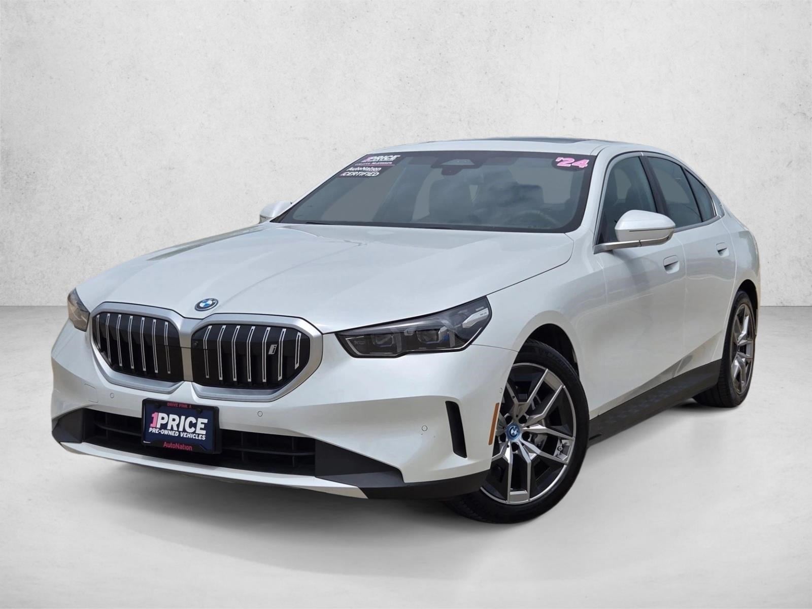 2025 BMW i5 eDrive40 Sedan's photo