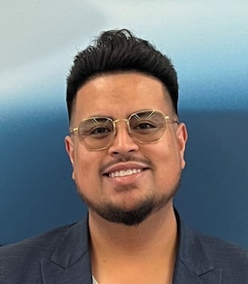 Staff member Andres Hernandez from ID_0e7af8c15975