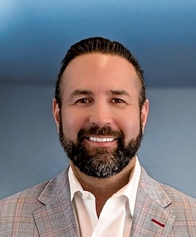 Staff member Parveez Afrasiabi from ID_88ac2bd7cdf5