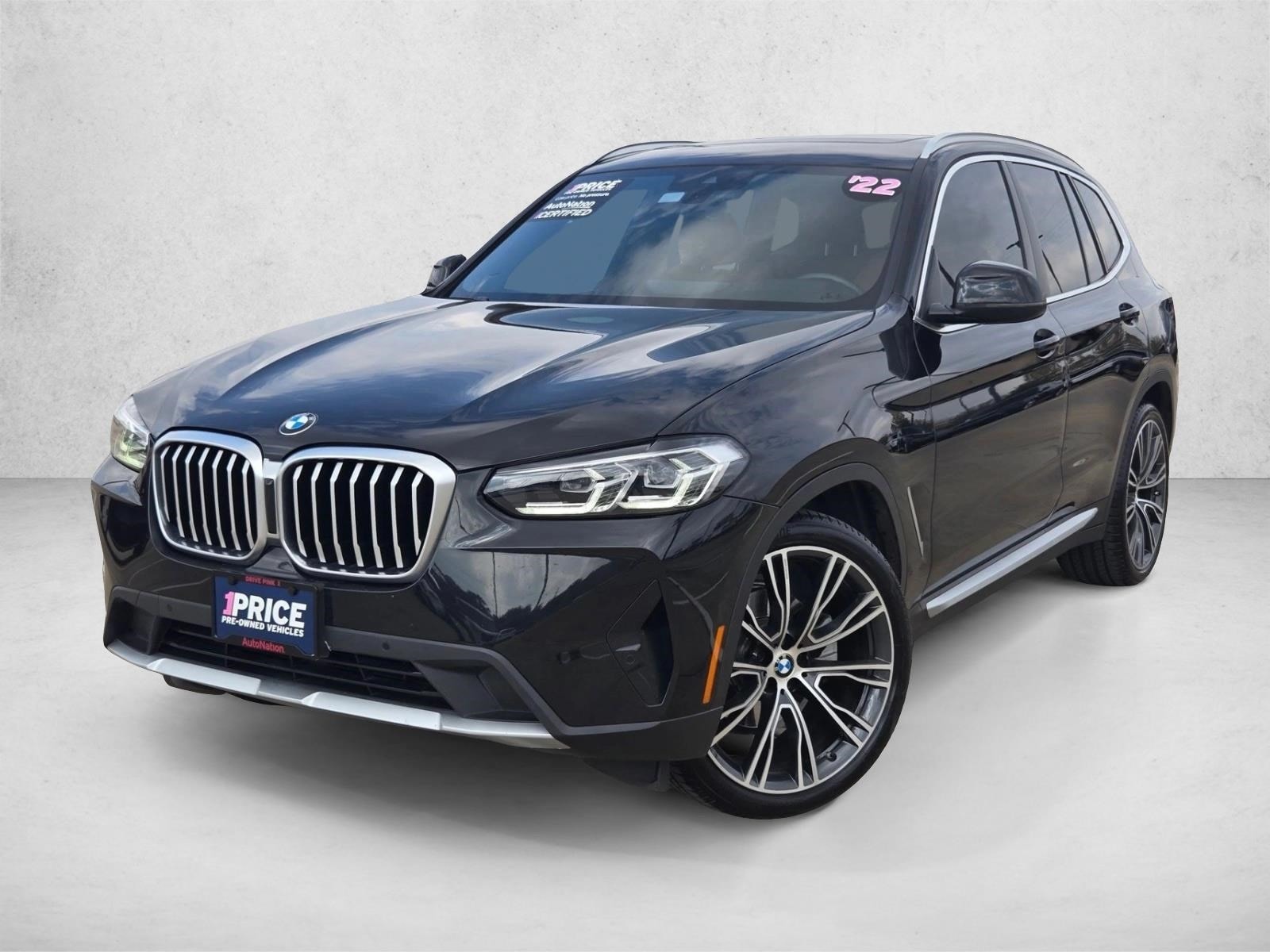 2022 BMW X3 30i's photo
