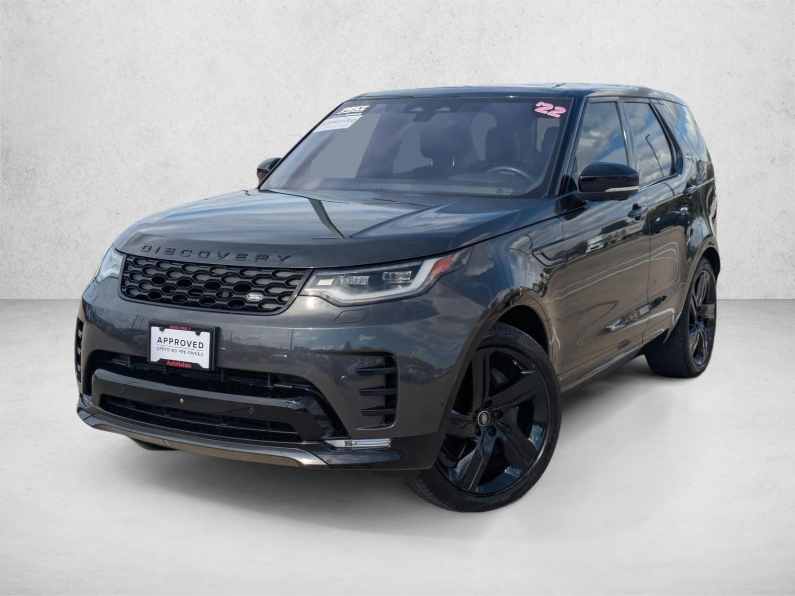 2022 Land Rover Discovery HSE R Dynamic's photo